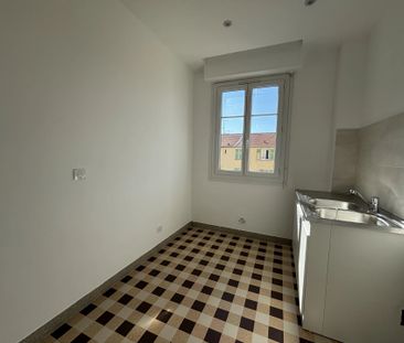 Location Appartement 2 pièces 55m² NICE 06000 - Photo 1
