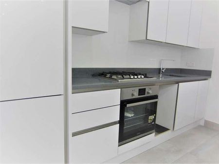 Croham Road, Surrey, CR2 - Photo 3