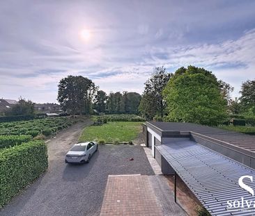 BEZOEKMOMENT VOLZET: Charmante woning met ruime tuin en dubbele garage - Photo 6
