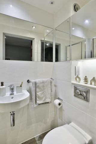 1 bedroom in a flat share to rent - Photo 5