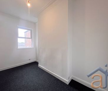To Let – King Street, Southport – Town Centre Location - Photo 3