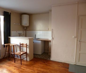 STUDIO SEMI MEUBLE - CENTRE VILLE - Photo 2