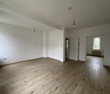 Top renovierte 3-Zimmer Wohnung im Erdgeschoss in Wilhelmshaven Fedderwardergroden! - Photo 4