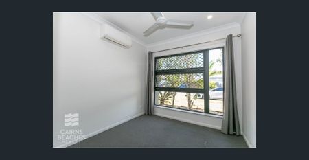 Modern Family Home - Photo 4