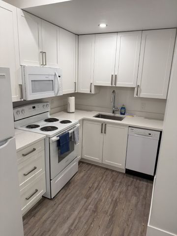 DWYER RESIDENCE - B - Photo 5