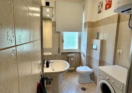 Via Oderisi da Gubbio, Rome, Lazio 00146