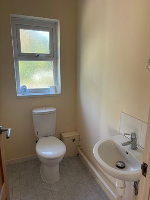 WALNUT TREE, MILTON KEYNES - 1 BEDROOM - Photo 1