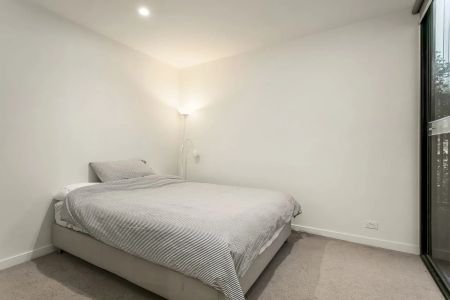 Assembly Apartments - Stylish Living in North Melbourne - Photo 2