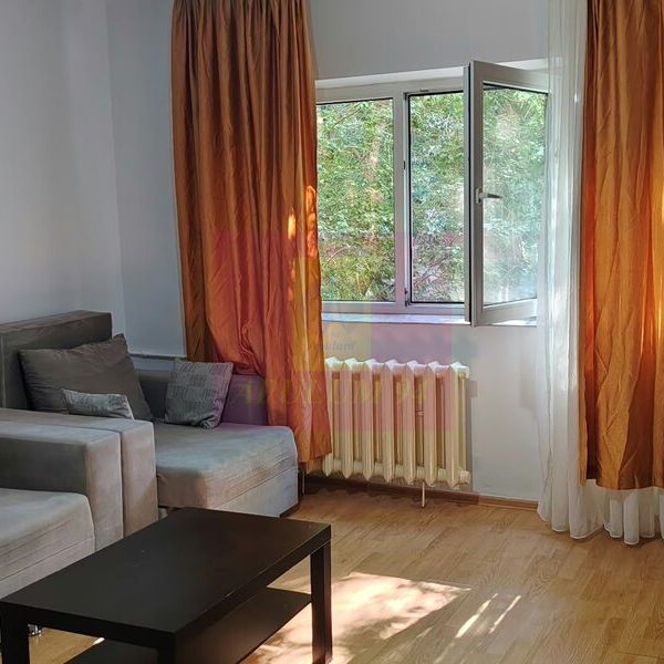 Apartament 3 camere 13 Septembrie- Novaci. - Fotografie 1