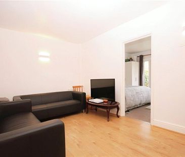 6 bedroom semi-detached house to rent - Photo 1