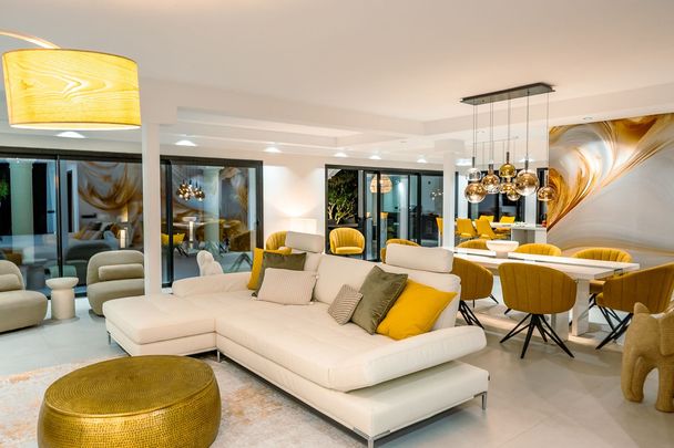 Detached Villa · El Paraiso - Photo 1