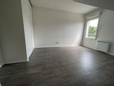 VILLA 3 CHAMBRES JARDIN ET GARAGE A GRICOURT - Photo 2
