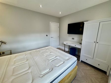 Albemarle Crescent, Scarborough - Photo 4