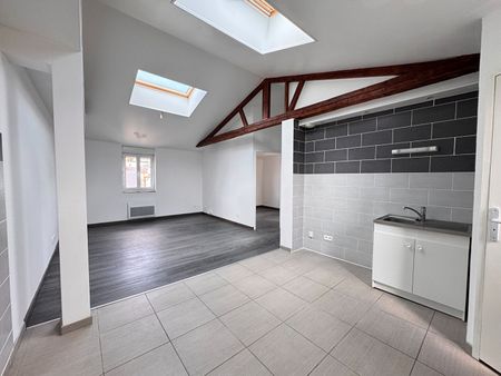 Location Appartement 2 pièces 43m² - Photo 5