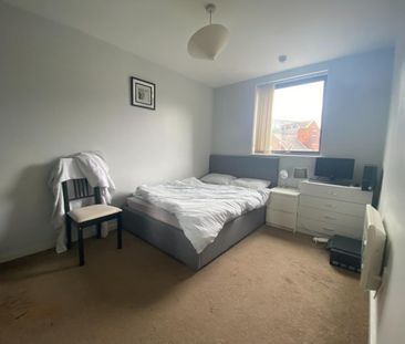 2 bedroom Flat To Let - Photo 5