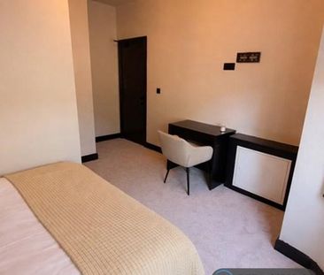 1 bedroom in a house share to rent - Photo 6