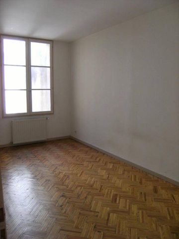 Location appartement t3 70 m² à Bordeaux (33000) Hotel de Ville-Quinconces 2 - Photo 3