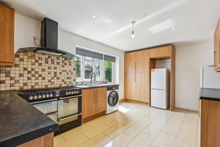 House share to rent - Photo 3