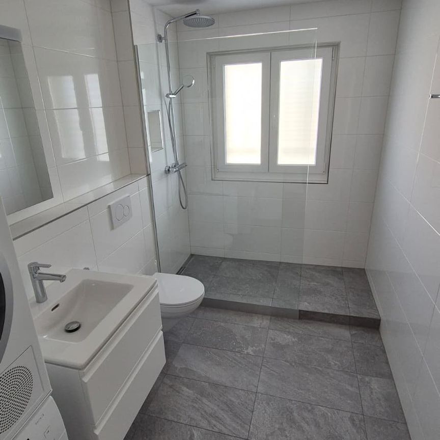 Moderne 3.5-Zimmer-Dachgeschosswohnung in Dietikon - Foto 1
