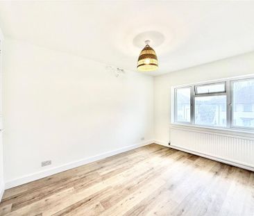 2 bedroom maisonette to rent - Photo 2