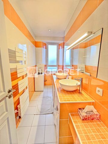 Apartment - Photo 2