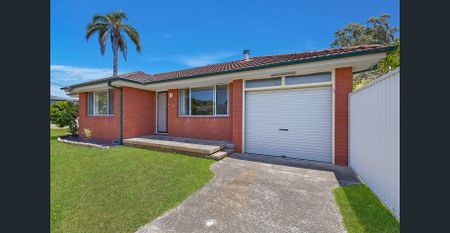 Immaculately Presented Beachside Cottage - Photo 4