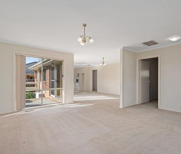 DEEP IN THE HEART OF BAYSWATER 14 MONTH LEASE - Photo 6