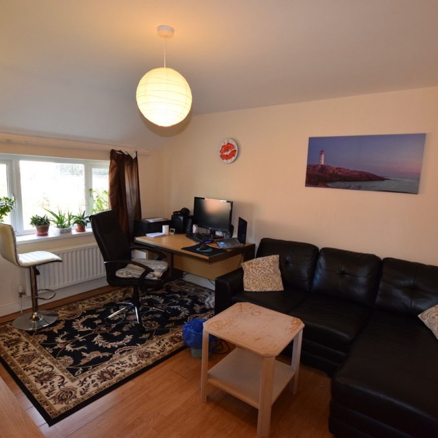 1 bed Apartment - To Let - Photo 1