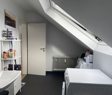 *Heimstättensiedlung - gemütliche DG Wohnung mit EBK* - Foto 4