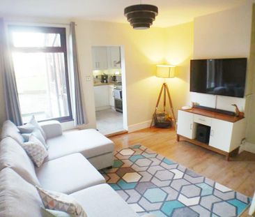 2 bedroom terraced house to rent - Photo 1