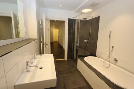 Juwel im Kreis 6: Geräumige 4.5-Zimmer-Wohnung - Photo 5