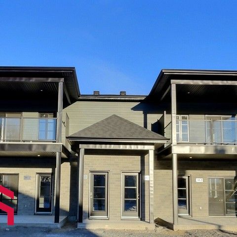 Appartement Salaberry-de-Valleyfield À Louer - Photo 1