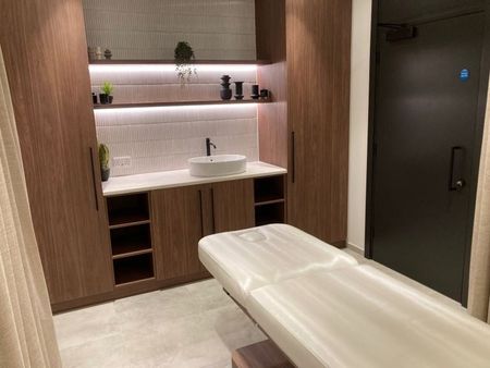 2 Bed Flat, Very Near Mary Neuner Road Area, N8 - Photo 4