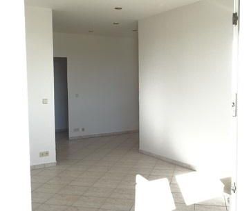 +++ Günstige Vierraumwohnung mit Balkon und Einbauküche +++ - Photo 3