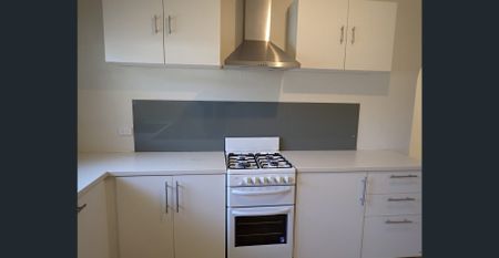 76 Sussex Road, Forrestfield, WA 6058 - Photo 5