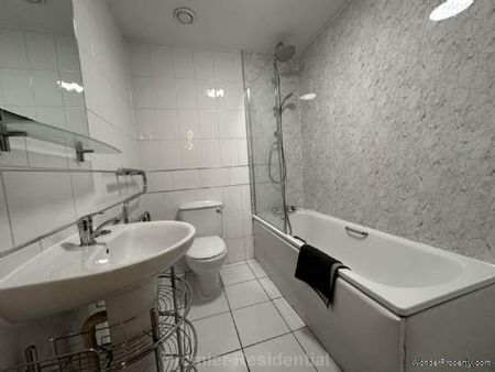 2 bedroom property to rent in Manchester - Photo 4