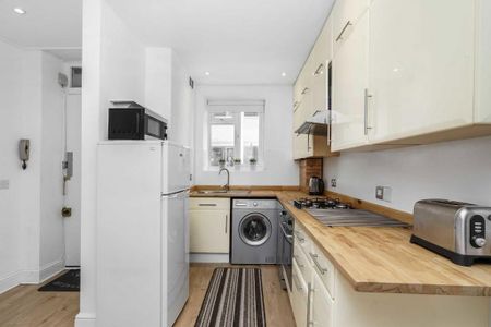 2 bedroom flat to rent - Photo 4