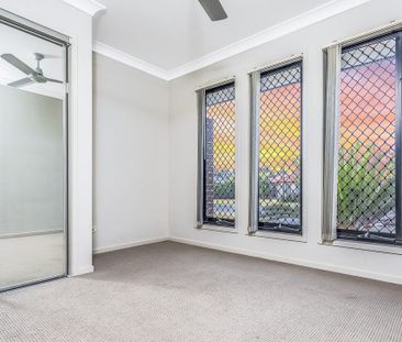 2 Dawson Court, North Lakes QLD 4509 - House For Rent | Domain - Photo 6