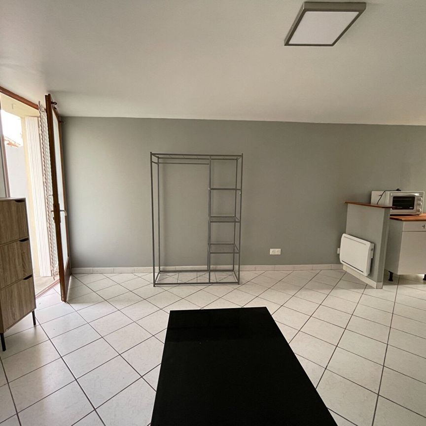 Appartement Melun 1 pièce(s) 27.65 m2 - Photo 1