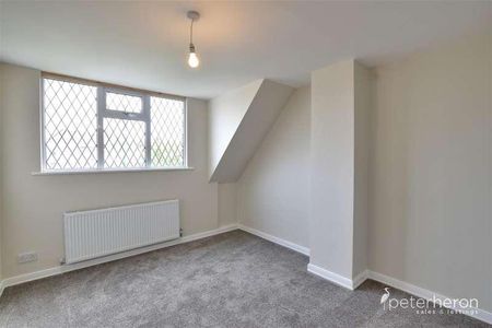 Wheatall Drive, Whitburn, Sunderland, SR6 - Photo 4