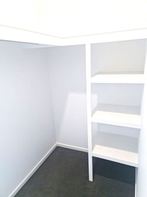 AVAILABLE 16/01/26 - 3 BEDROOM 2 BATH TOWNHOUSE WITH DUCTED AIR - Photo 1