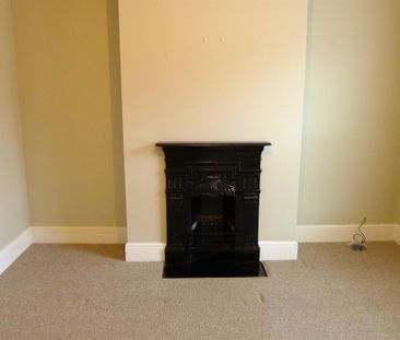 Fareham New Road Unfurnished - Photo 2