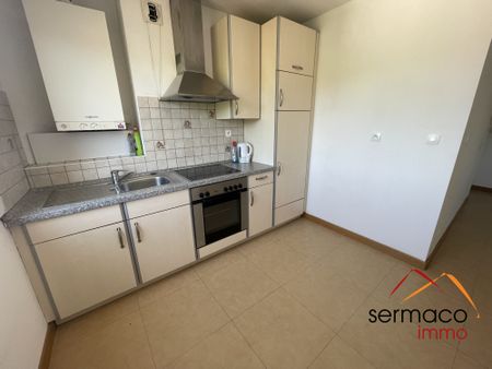 Appartement de type F2 avec ascenseur - Photo 2