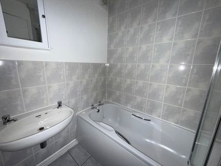 Princess Close, Nottingham, NG4 - Photo 5