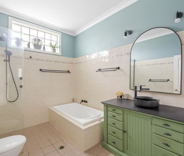 ELECTRICITY AND WATER INCLUDED ! - Photo 5