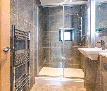 2 bedroom barn conversion to rent Cormongers Lane, Nutfield, Redhil... - Photo 3