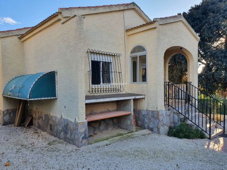 Villa in San Fulgencio, La Marina Urbanisation, for rent - Photo 2