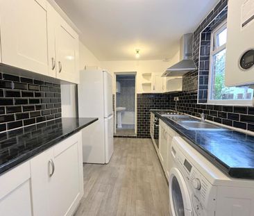 Terraced House - Photo 4