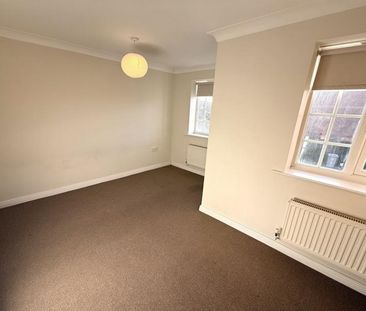 3 Bedroom Semi Detached To Let - Photo 3