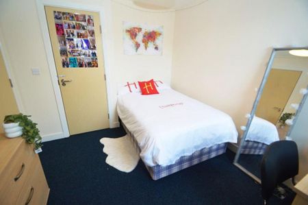6 bedroom house to rent - Photo 3
